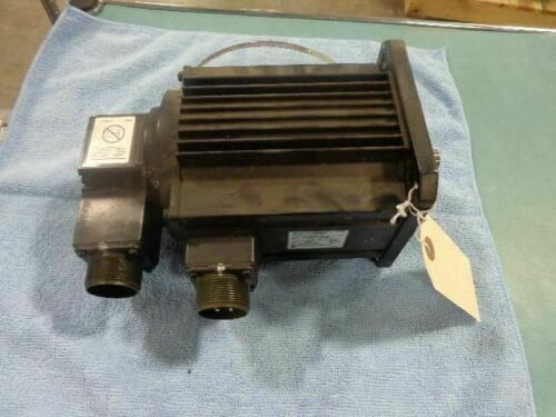 Yaskawa SGMGH-30ACA6B AC SERVO MOTOR 2.9KW 1500RPM 200V 23.8A NEW